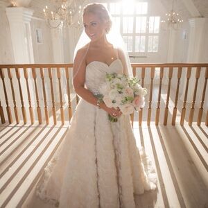 Preserved ivory wedding dress with beaded belt & vail